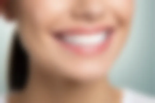 1800元的全瓷牙是否值得信赖？探讨其可靠性与结果。