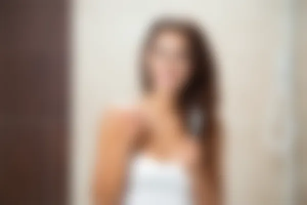 牙周治疗在宜昌众大汇口腔门诊部的价格为800元起，现推出优惠活动，现仅需600元起即可享受！