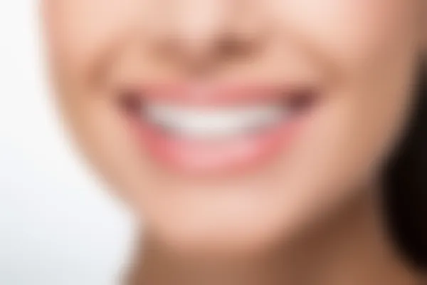 优惠活动：湖州温馨口腔诊所烤瓷牙仅需2980元起，原价3800元起，尽享高品质服务与实惠体验！