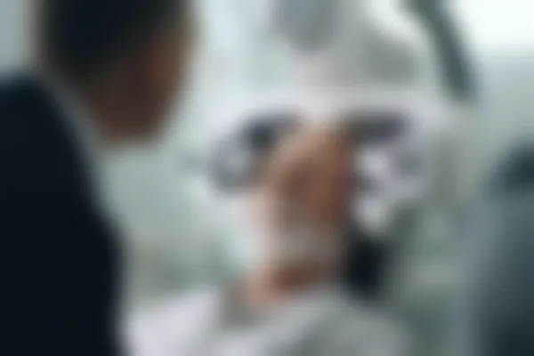 武汉何氏精益眼科医院靠谱吗，医院背景介绍，地址/电话/营业时段/价格表公开