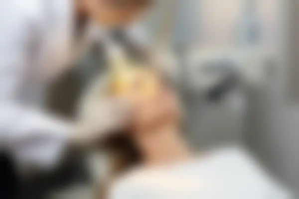 郑州普瑞眼科医院医生简介，详尽医院信息，地址、联系方式、营业时间及收费标准