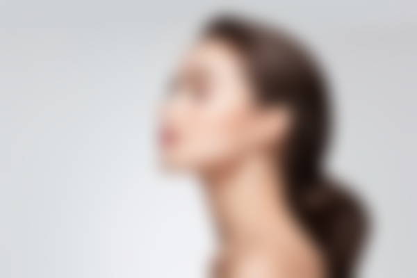 黄瓜眼膜真的能够有效去除眼袋吗？探索它的真实结果与使用方法。