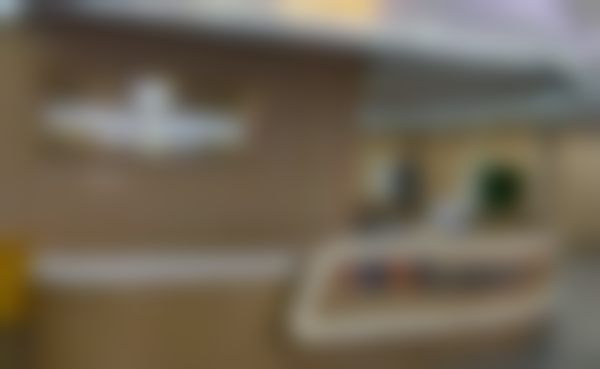 贵阳康视眼科医院前台