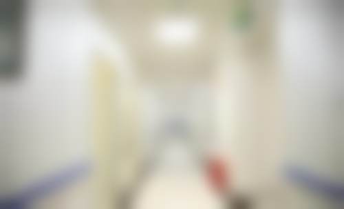 周口德正口腔门诊部走廊