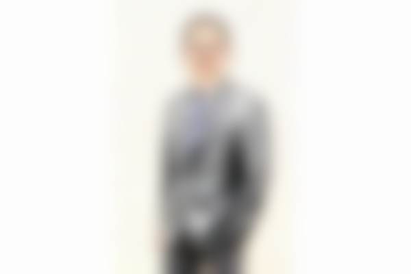 王俊